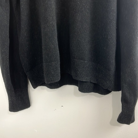 Banana Republic Merino Wool Black Men's Crewneck Sweater - Picture 2 of 9